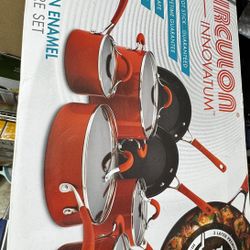 12 Piece Cookware Set 
