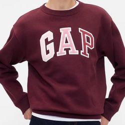 GAP CREWNECK 