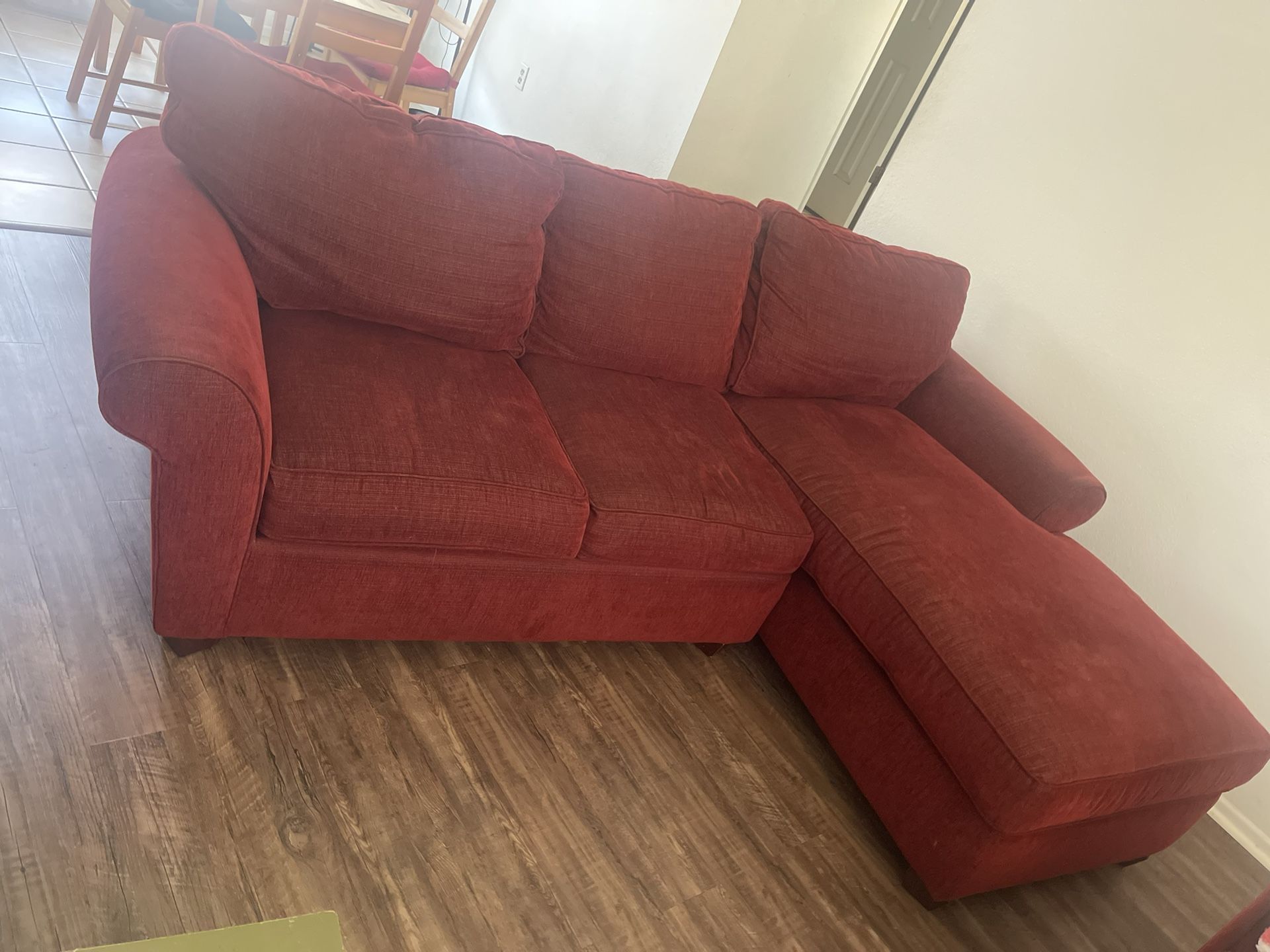 Couch Red
