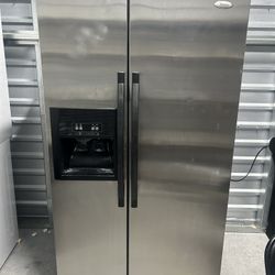 Refrigerator French Door Whirlpool 