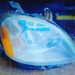 2005 - 2007 Ford  Five  Hundred  Right Headlight