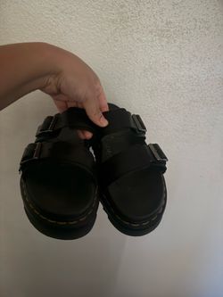 Doc Martin Sandals