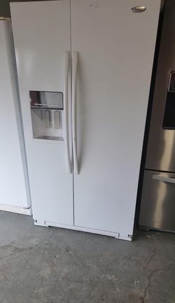 Whirlpool Side By Side White Refrigerator Fridge