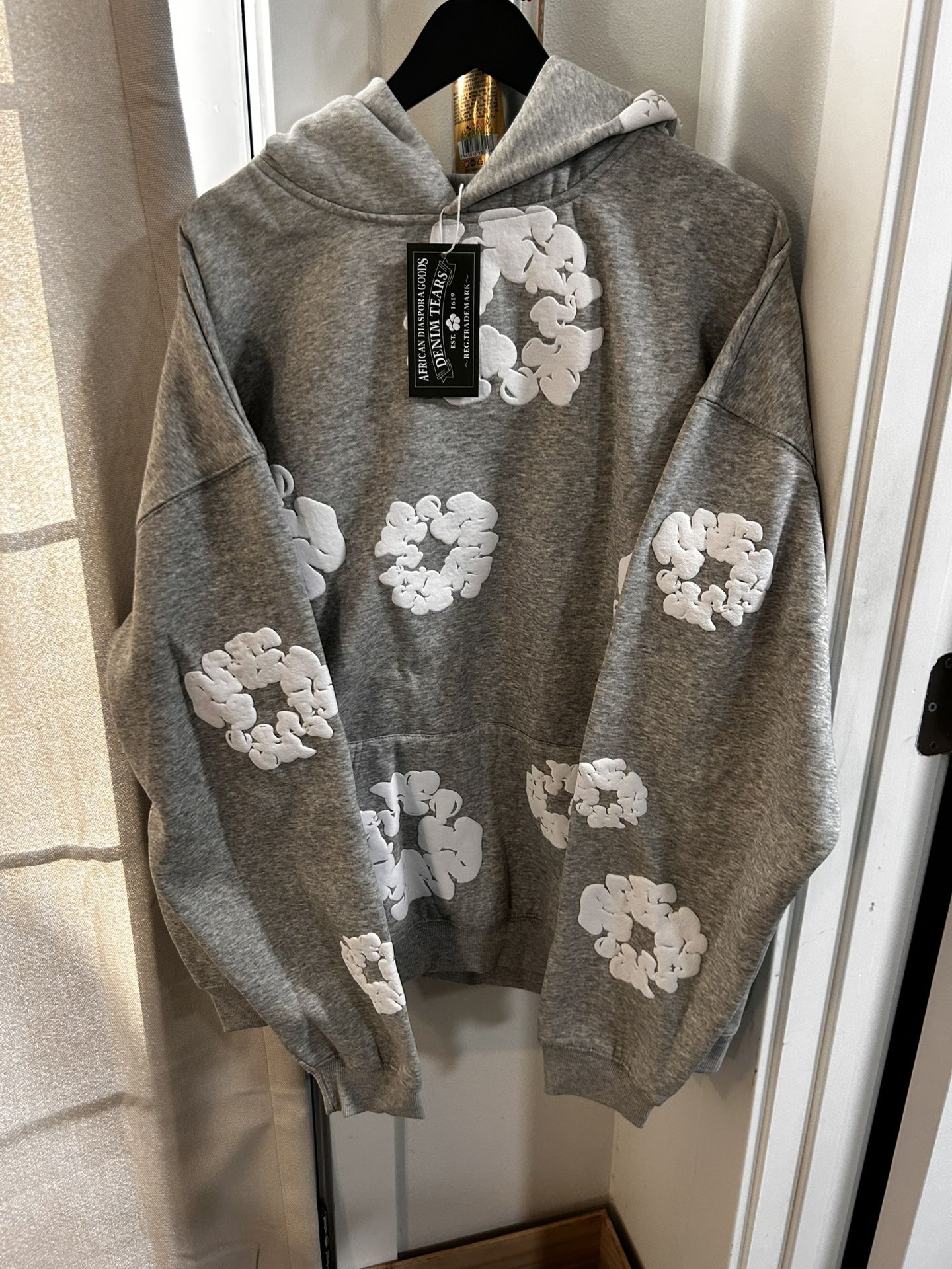 Grey On White Denim Tears Size XL