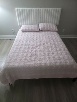 Queen Bed