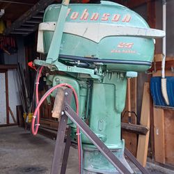 Resto Mod 1955 Outboard Motor Johnson 25 HP