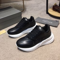 🔥Alexander McQueen Sneakers 🔥