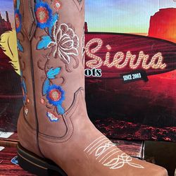 Boots For Women 