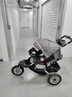 Jeep Jogging stroller for Sale in Irvine CA OfferUp