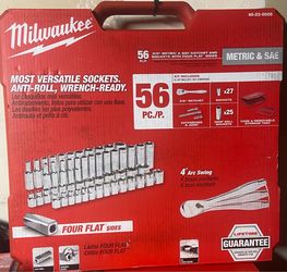 Milwaukee 56-Piece 3/8" Ratchet & Socket Set
