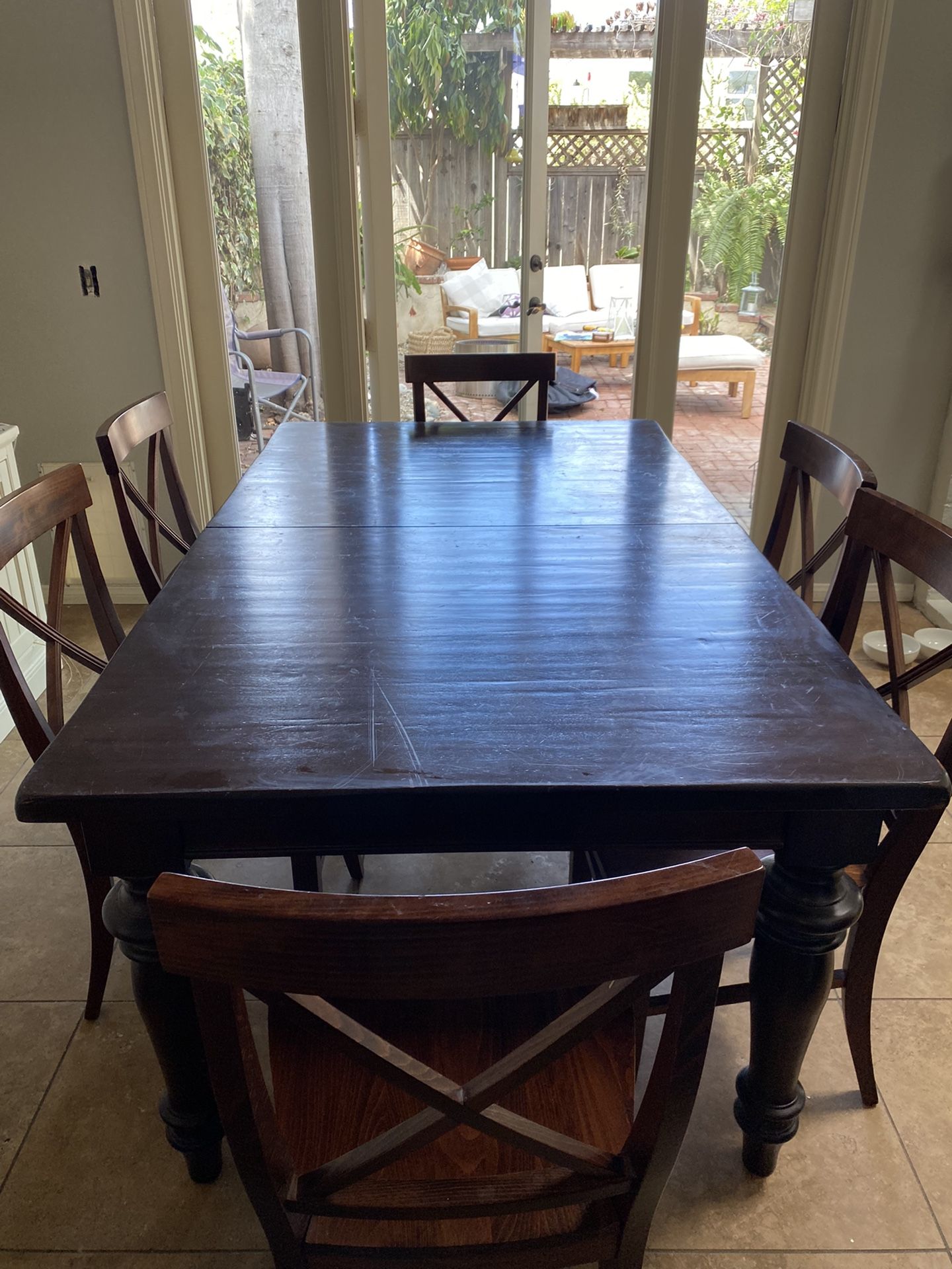 Pottery Barn Montego Dining Table With Six Chairs And Two Leaves