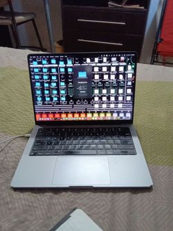 Mac Book Pro 14" 2021