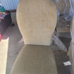 4 Dinning Room Chairs