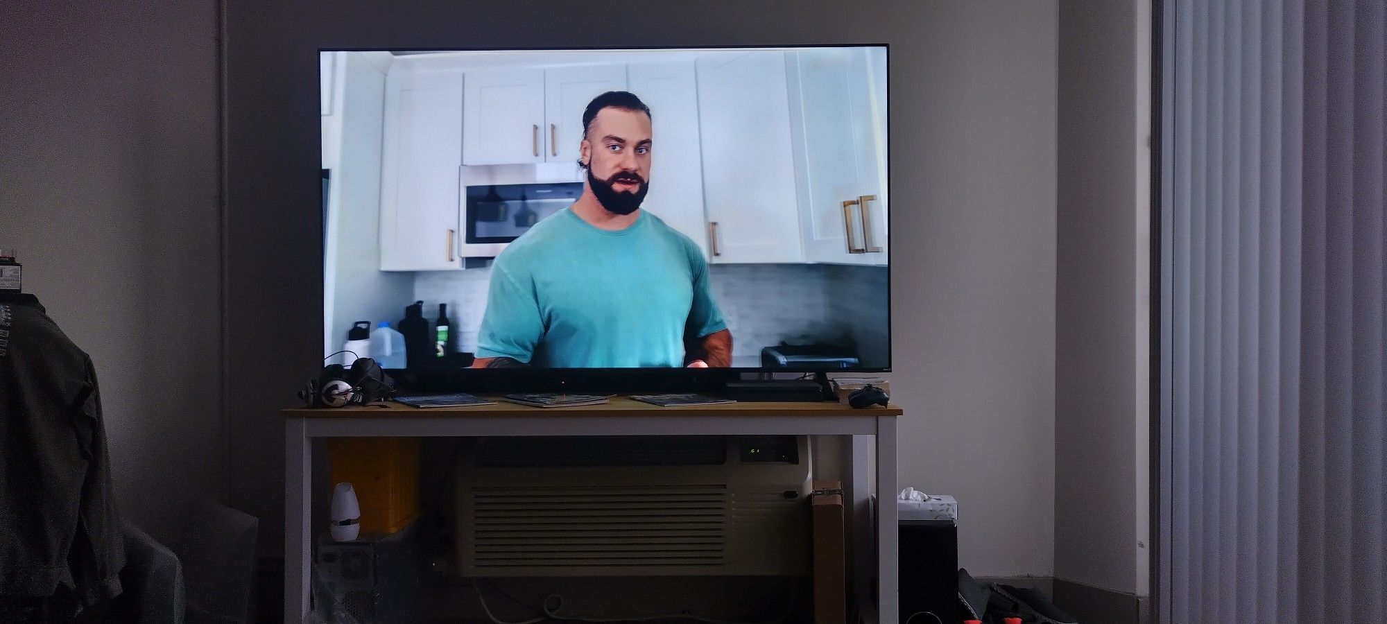 75" Tv Almost New (5 Months Only)
