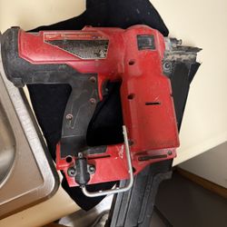 M18 Fuel Milwaukee Nail Gun 21 Degree 