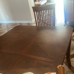 Dinning Table Used But Conditions Are Great