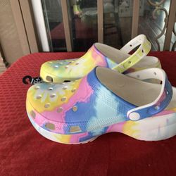 Crocs Women Classic  Clog Sandals Fast Free Shipping Women’s 11