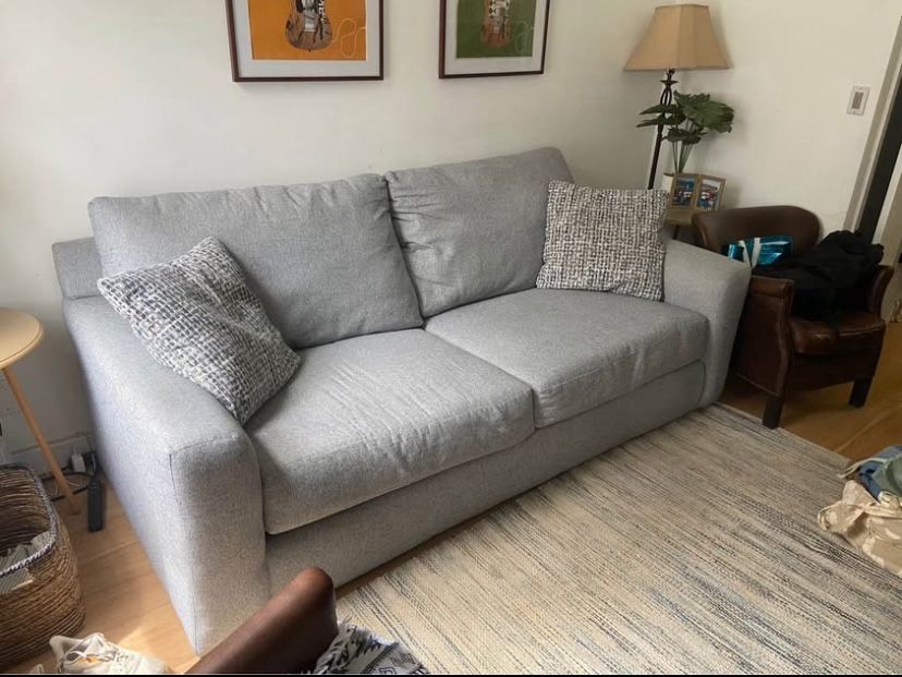 Couch (50% OFF ORIGINAL PRICE)