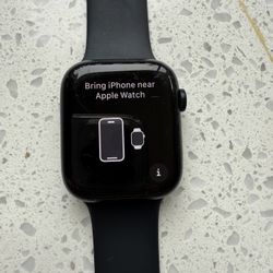 Apple Watch 7 Black 45mm - Aluminum & Ceramic GPS 