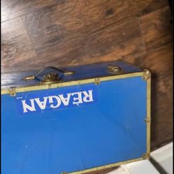 Trunk. (16 inches x30 inch es