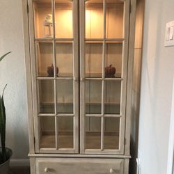Antique White Solid Wood China Cabinet 
