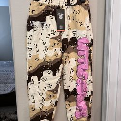 NWT Little Giants Sweat Pants Camouflage size 9/10 Girls