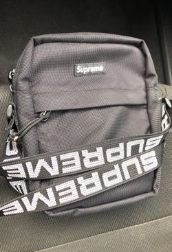 Supreme shoulder bag