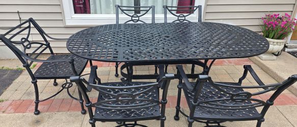 Patio set.  Cast aluminum