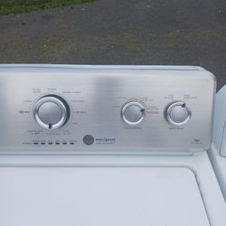SUPER CAPACITY WASHER AND DRYER DELIVERY AVAILABLE 90-DAY WRITTEN WARRANTY 