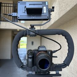 Sony a7ii camera 2 extra battery 512SD card, Feelworld F6 screen for video recording firm on price