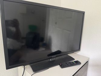 Westinghouse  TV  32 inch with Remote