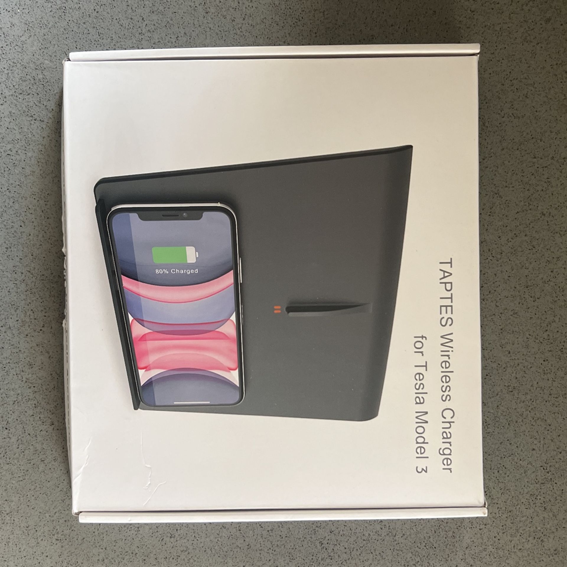Taptes Wireless Charger Tesla