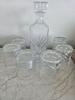 Godinger Crystal Whiskey Decanter and 6 whiskey glasses