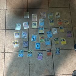 Rare Pokémon Cards 2 1999 Included With One Rare Charmander 