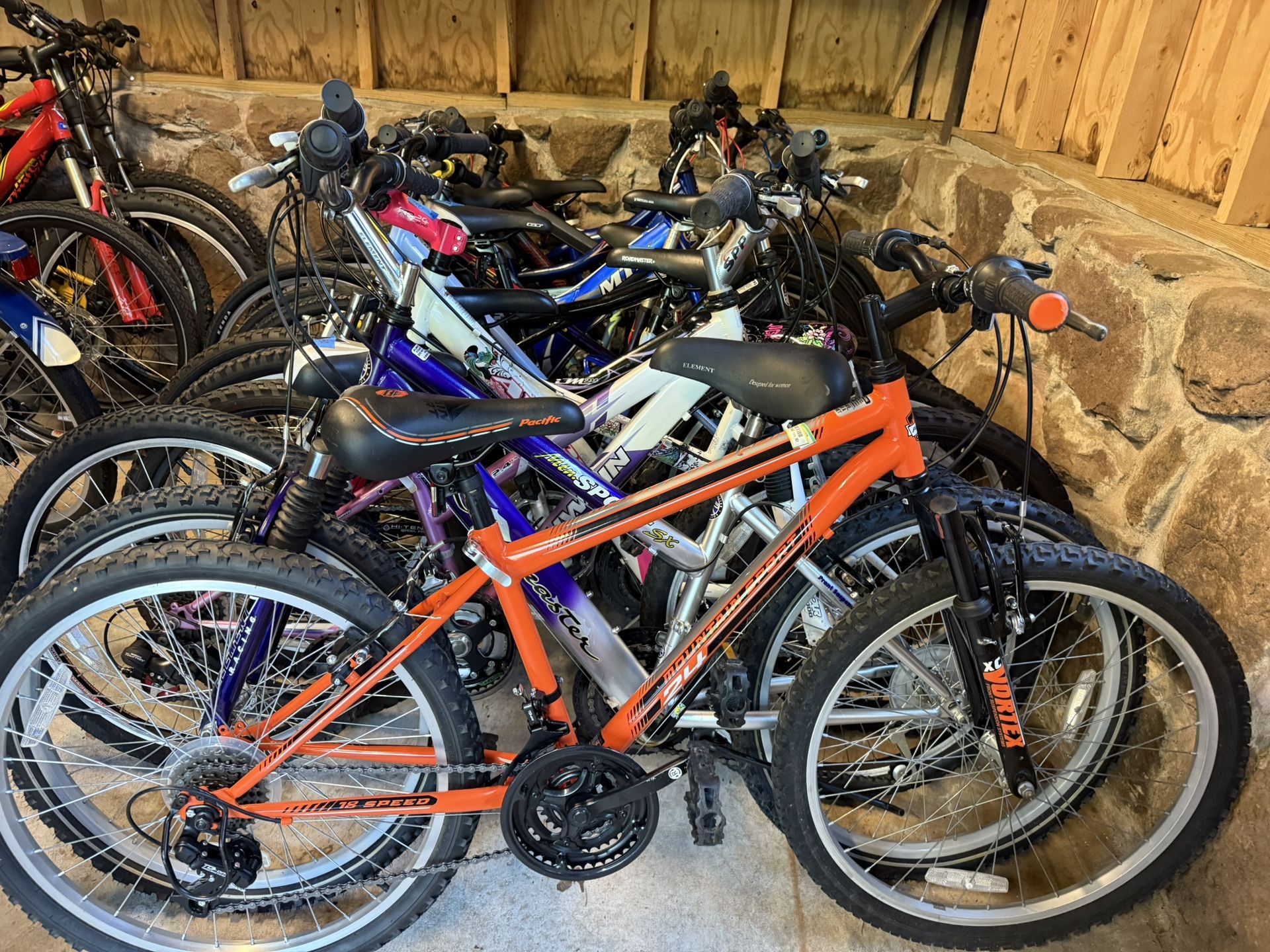 24 Kids Bikes. Specialized Trek Schwinn GT $100-$250 Range