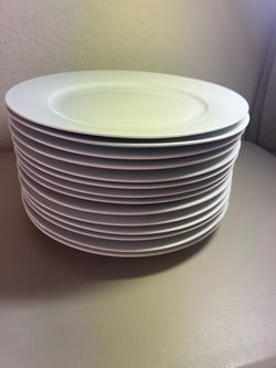 14 Crate & Barrel White Porcelain Dinner Plates