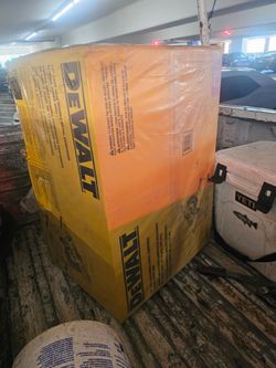 Dewalt 12" double beveled miter saw