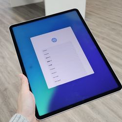 Apple IPad Pro 12.9in 3rd Gen Tablet - BEST DEAL IN TOWN, 90 DAYS WARRANTY UPTO 6 MONTHS 