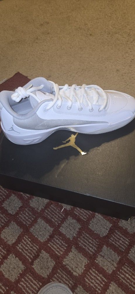 Luka .77 Brand New In Box. Size13M