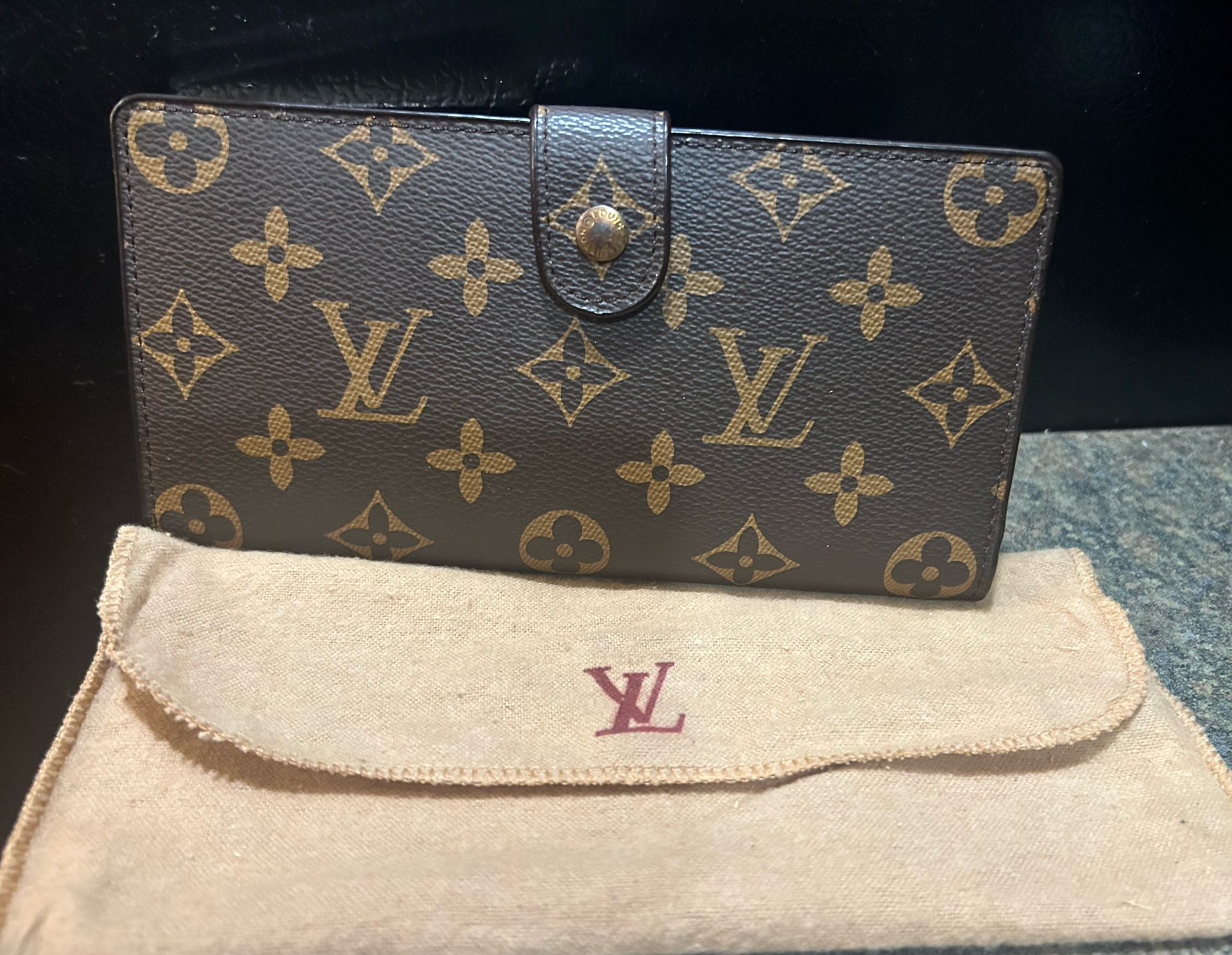Vintage NWOT Louis Vuitton Monogram Wallet