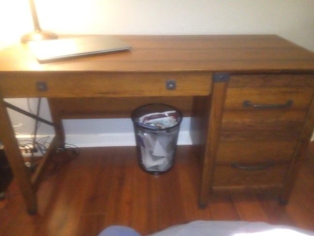 Desk With Three Drawers