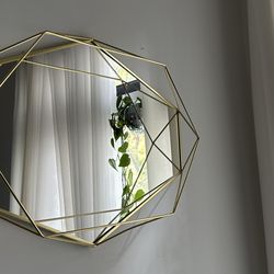 Umbra Prisma Geometric Oval Wall Mirror Decoration - Metal/Gold