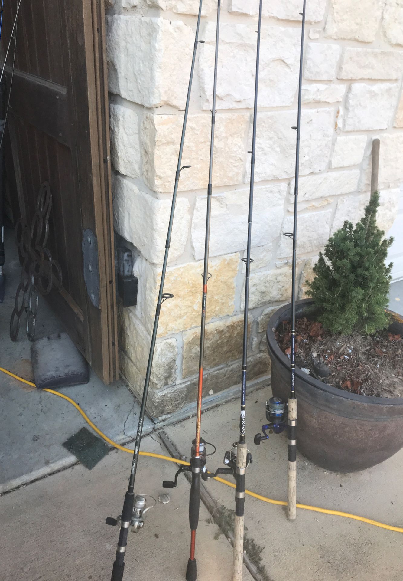 Spin cast fishing poles