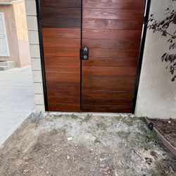 Custom Gates 