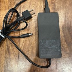 Microsoft 1749 Charger