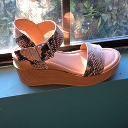 Wedges Sz 8