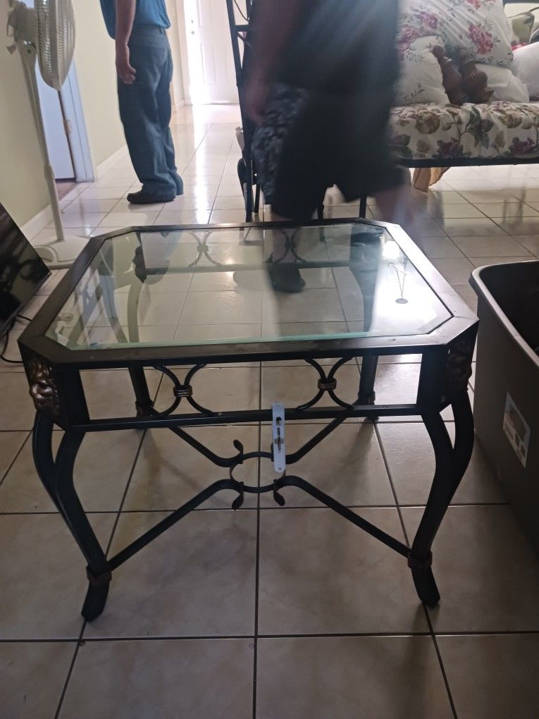 3 Piece Tables Set