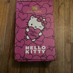 Hello Kitty 40oz Tumbler With Gift Box New 