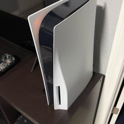 Great Condition PS5