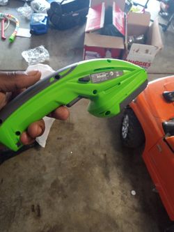Workpro Cordless Hedge Trimmer